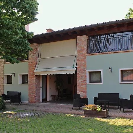 San Bartolomeo Фермерский дом *